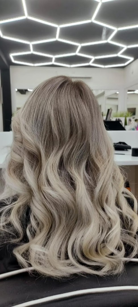 Miami Beach Beauty Lounge · Photos 14