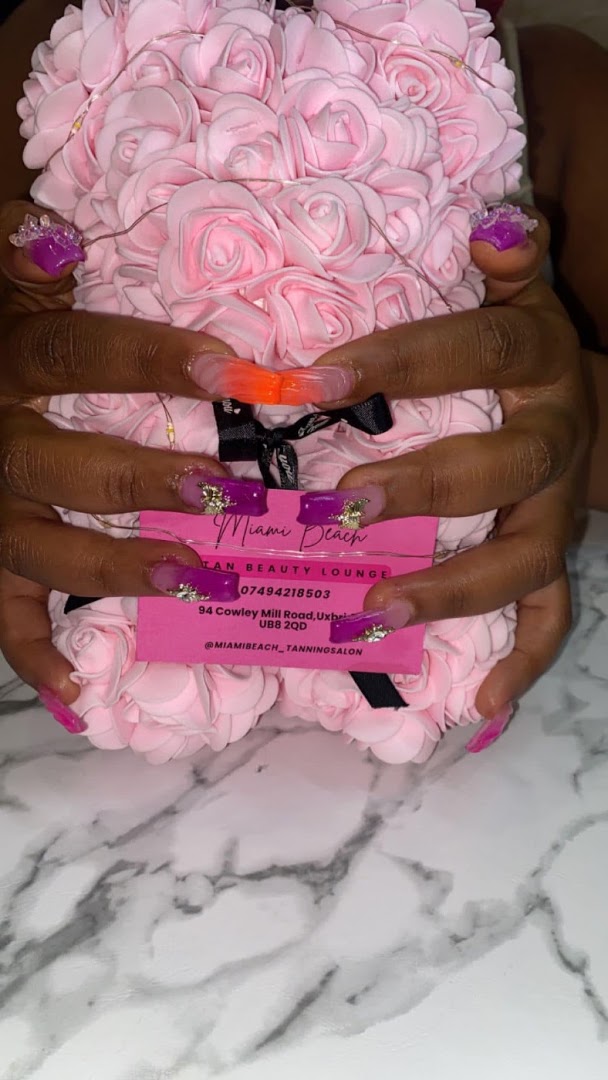 Miami Beach Beauty Lounge · Photos 10